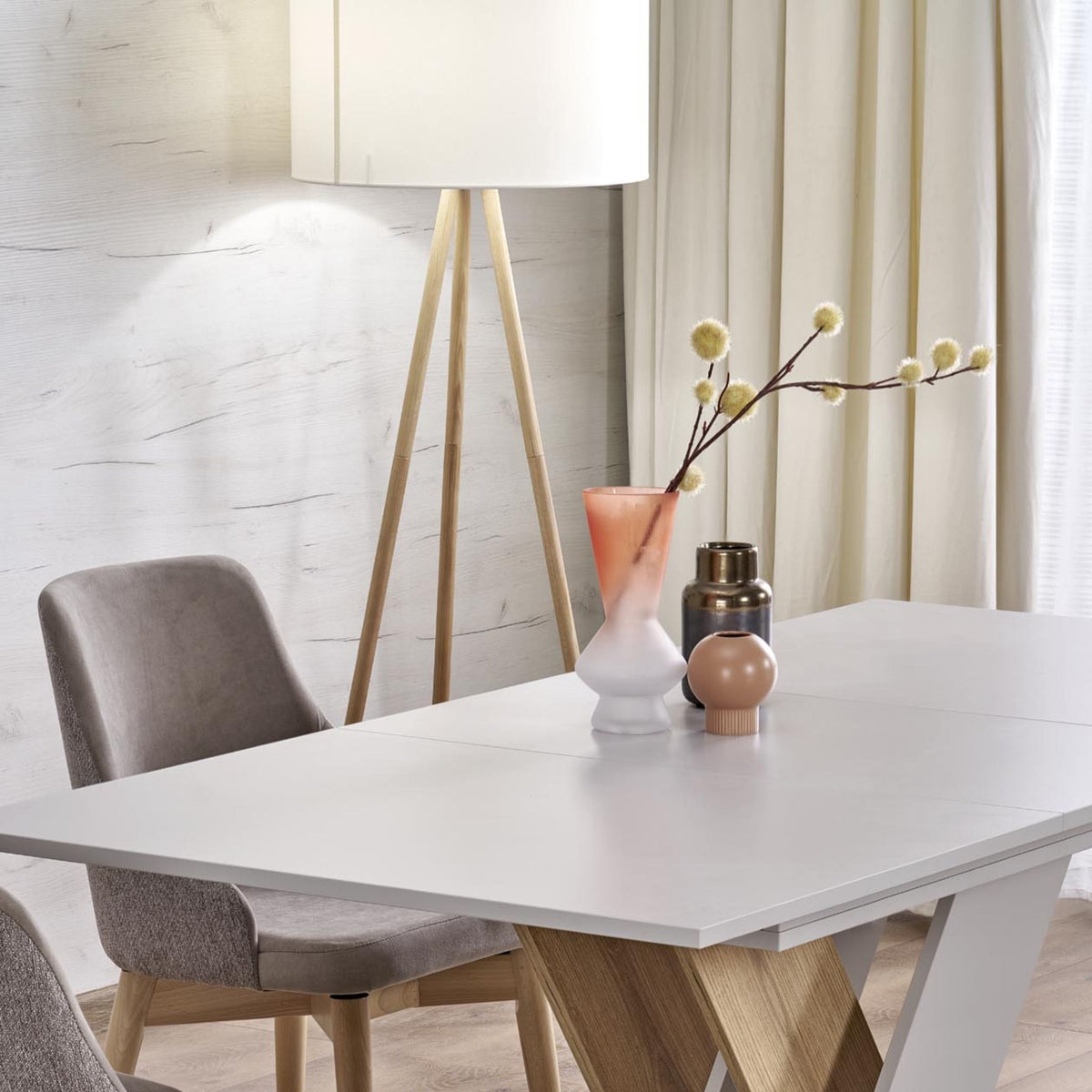 TOKYO Natural Linen & Wood Tripod Floor Lamp for Living Room, Bedroom & Reading Nook