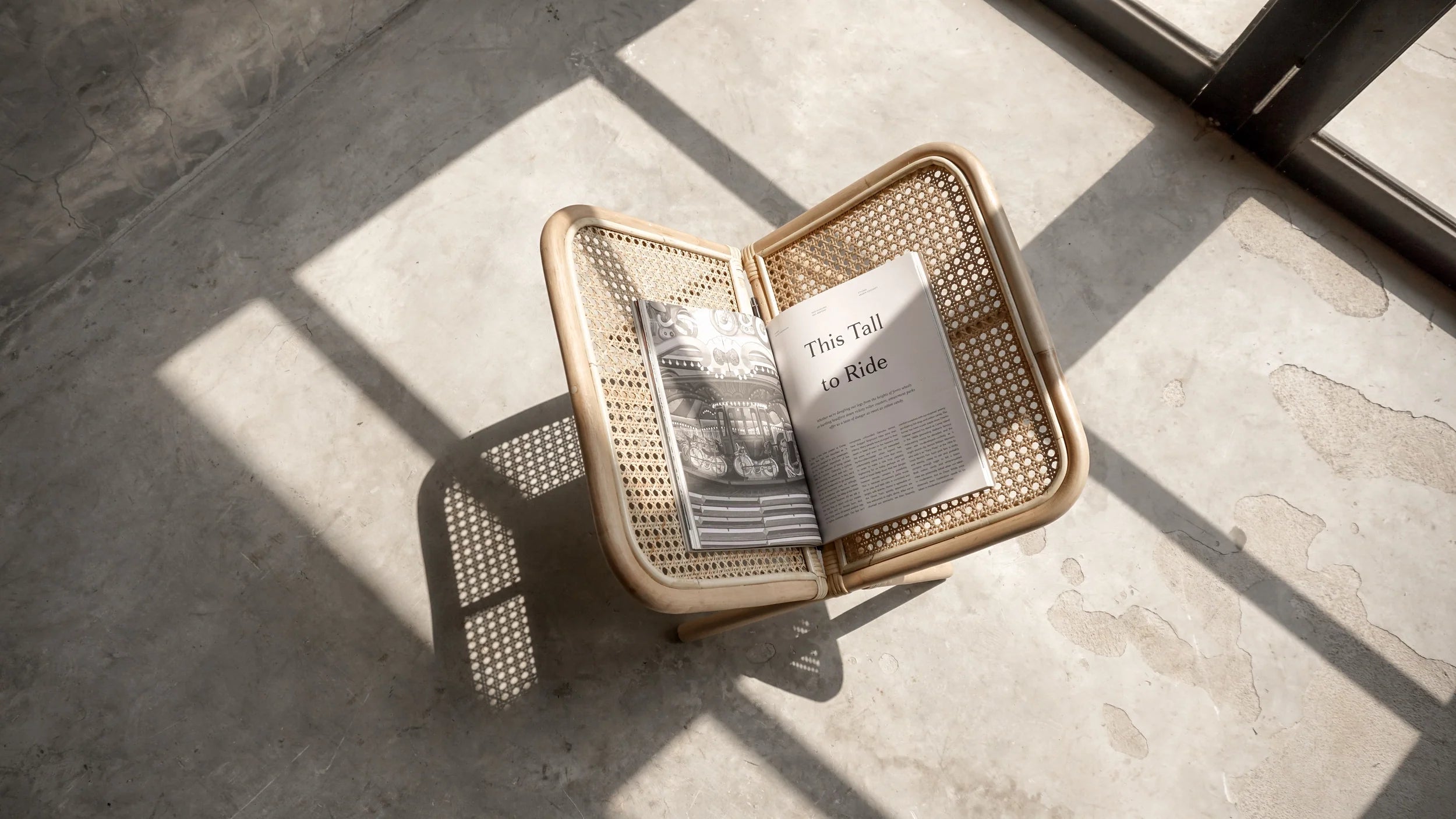 Ozone Magazine Rack