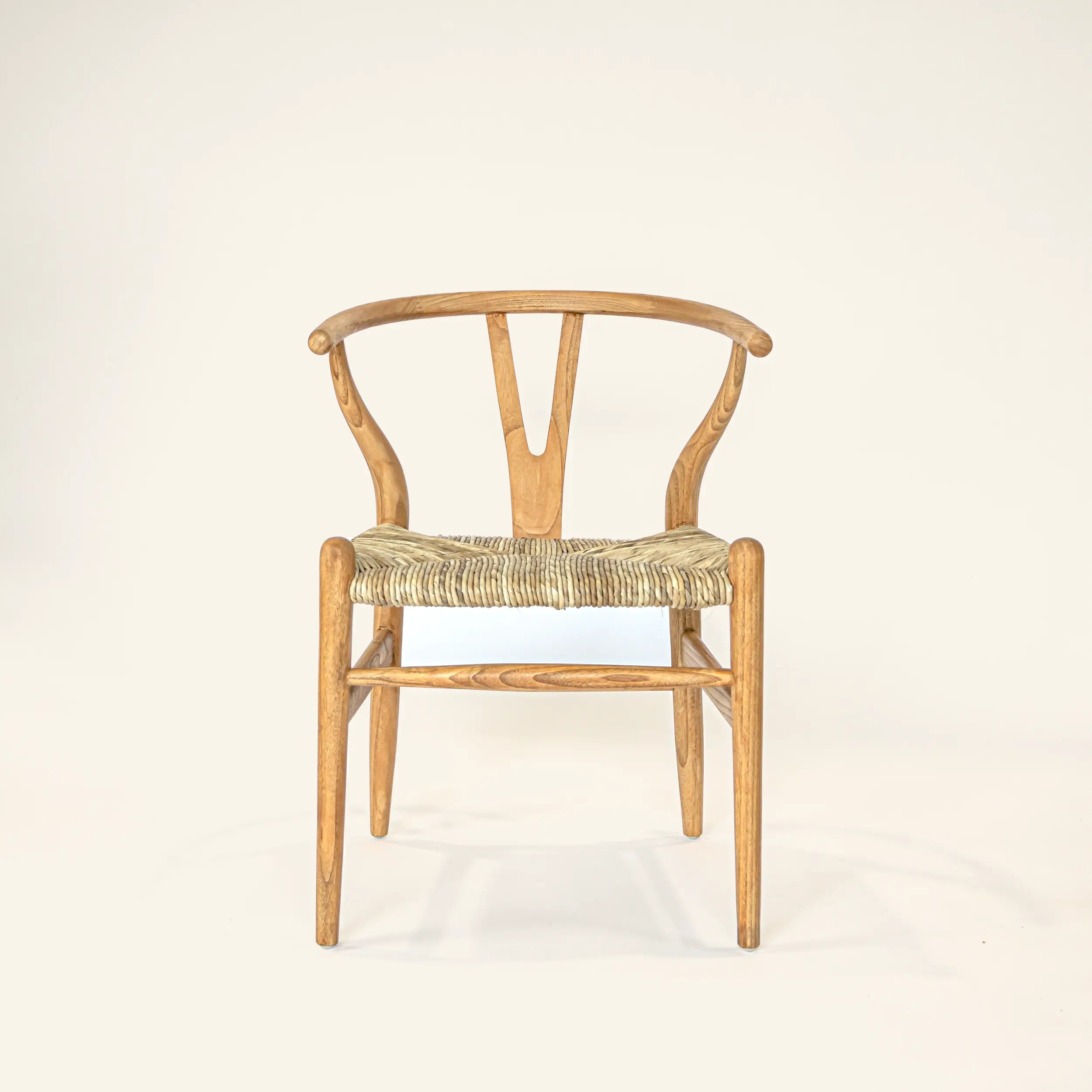 Wishbone chair in teak and banana bark