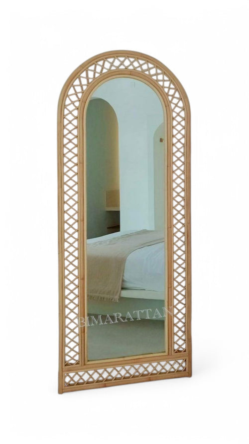 Handmade Durable Rattan Mirror – Stylish, Eco-Friendly Décor