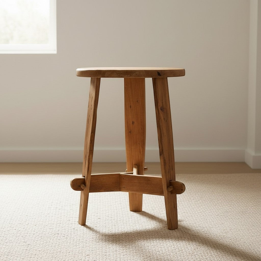 Rembrandt side table in recycled teak